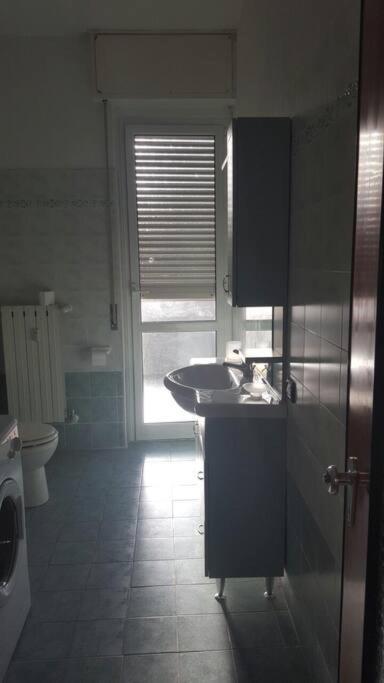 Albenga Sul Mare Famiglie Ed Amici Fino 10 Posti Appartement Buitenkant foto