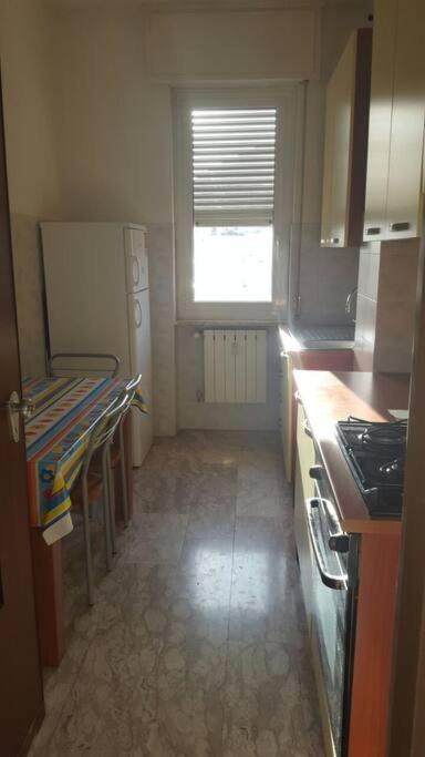 Albenga Sul Mare Famiglie Ed Amici Fino 10 Posti Appartement Buitenkant foto