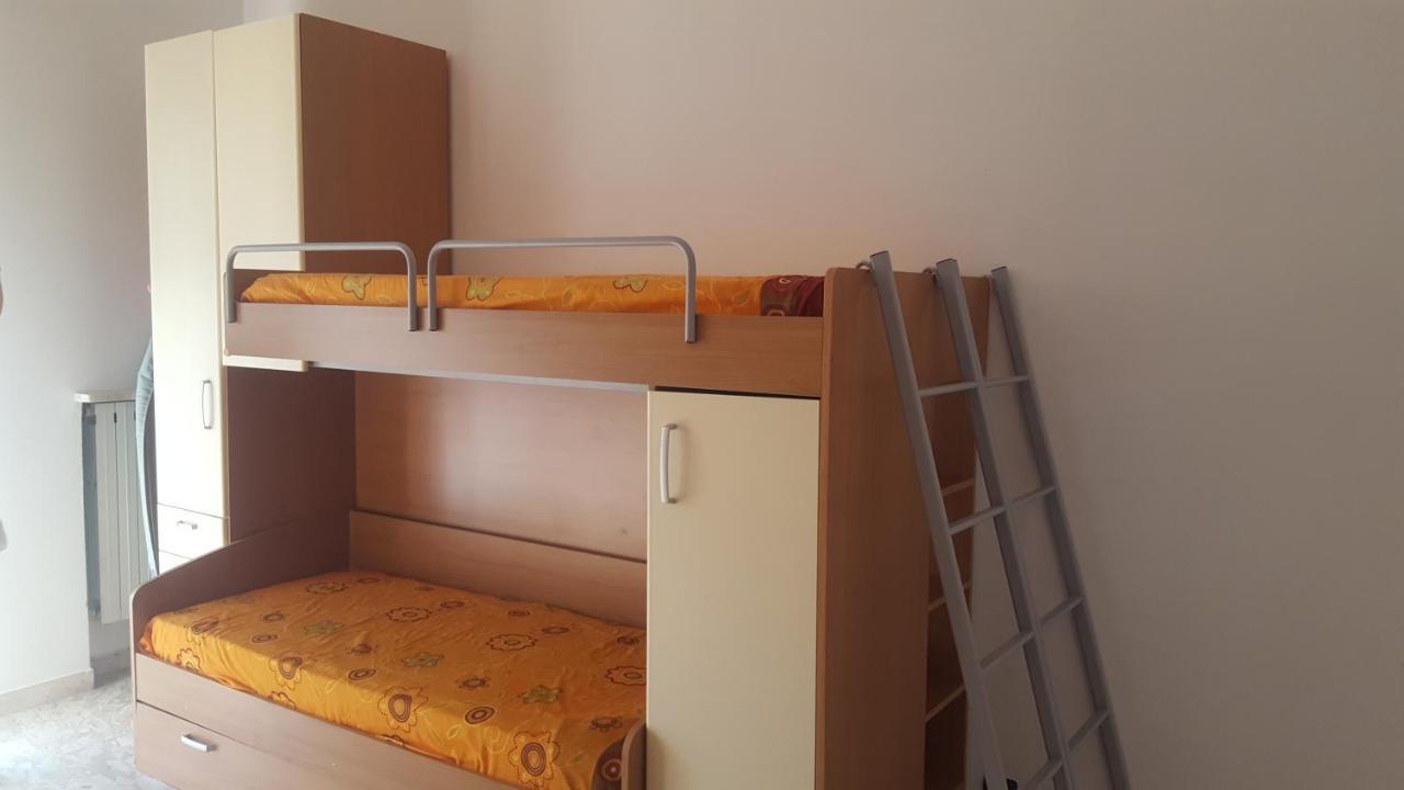 Albenga Sul Mare Famiglie Ed Amici Fino 10 Posti Appartement Buitenkant foto