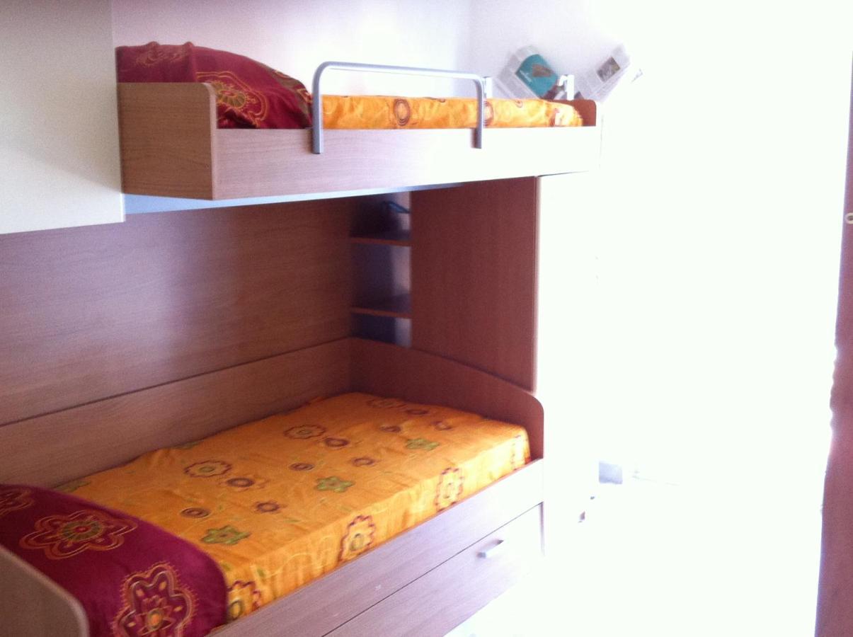 Albenga Sul Mare Famiglie Ed Amici Fino 10 Posti Appartement Buitenkant foto